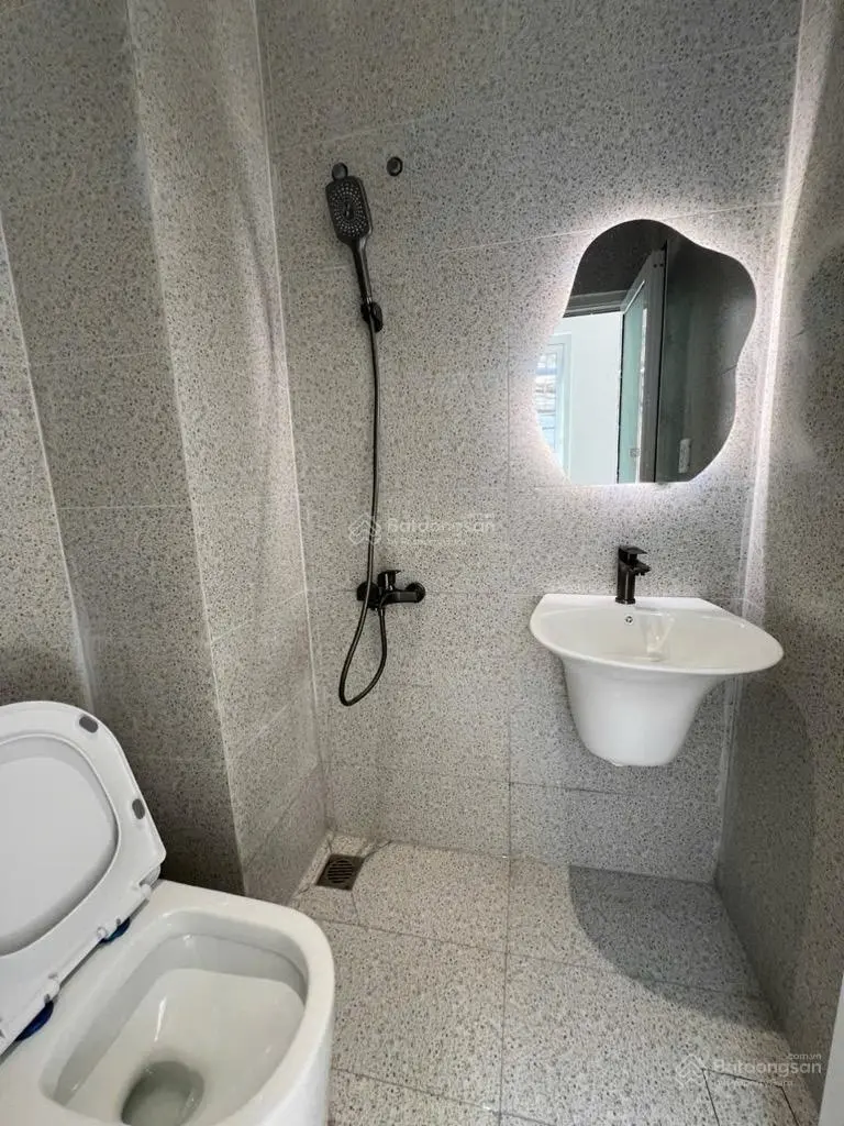 Nhà bán đang cho thuê CHDV - Huỳnh Tấn Phát - dòng tiền 700tr/năm - chỉ 14 tỷ