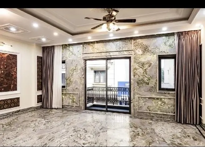 Bán nhà mặt phố vồ ngay lập tức! Nhà 6T Nguyễn Văn Hưởng - thang máy dát vàng, 76m2 - MT 7m - 22 tỷ