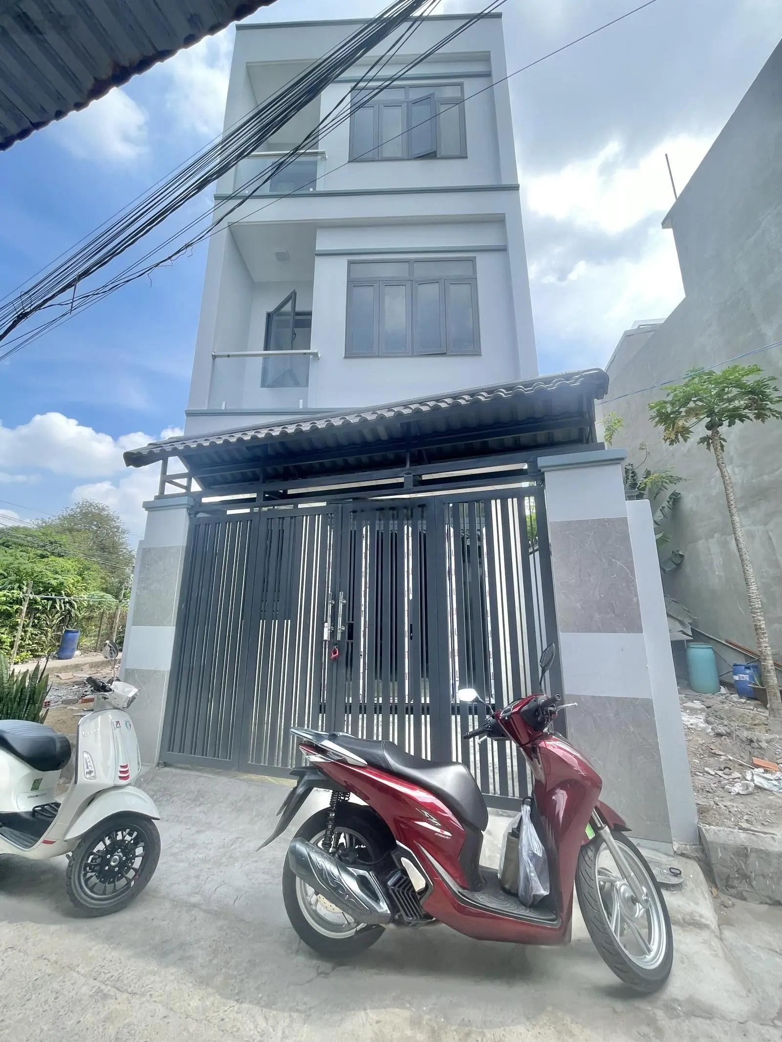 Cần bán nhà 2 lầu mới hoàn thiện gần ngã tư mồi DT67M giá 3,4 tỷ