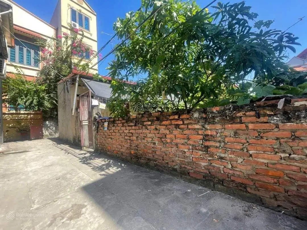Lô góc 3 mặt thoáng tổ 5 văn nội phú lương hà đông - s46m2 giá chỉ với 5,3 tỷ .