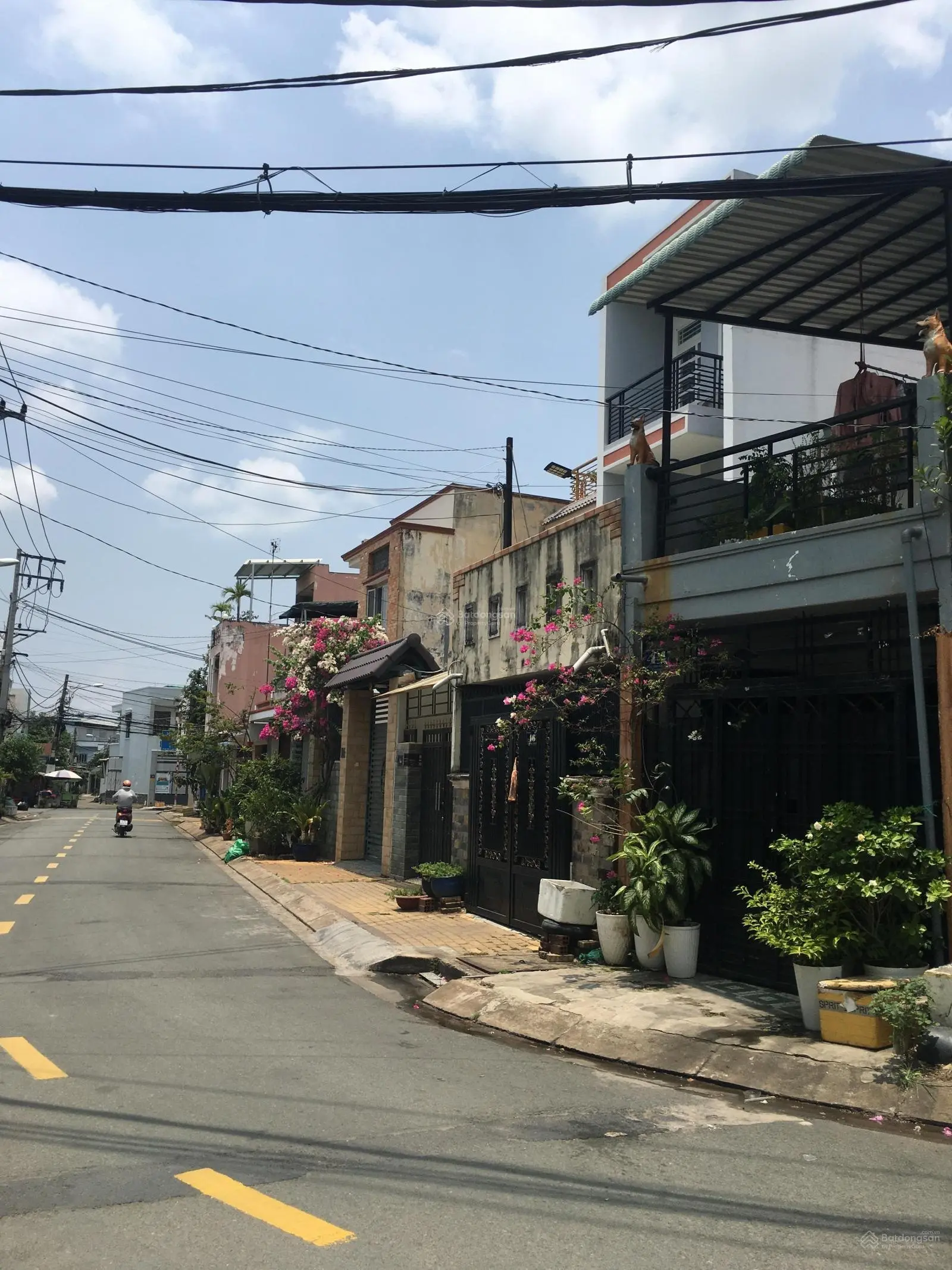 Không có căn thứ 2 trục Lê Văn Việt, 2tầng 50m2 mặt tiền đường 12m, cạnh ngã tư Thủ Đức, ga Metro