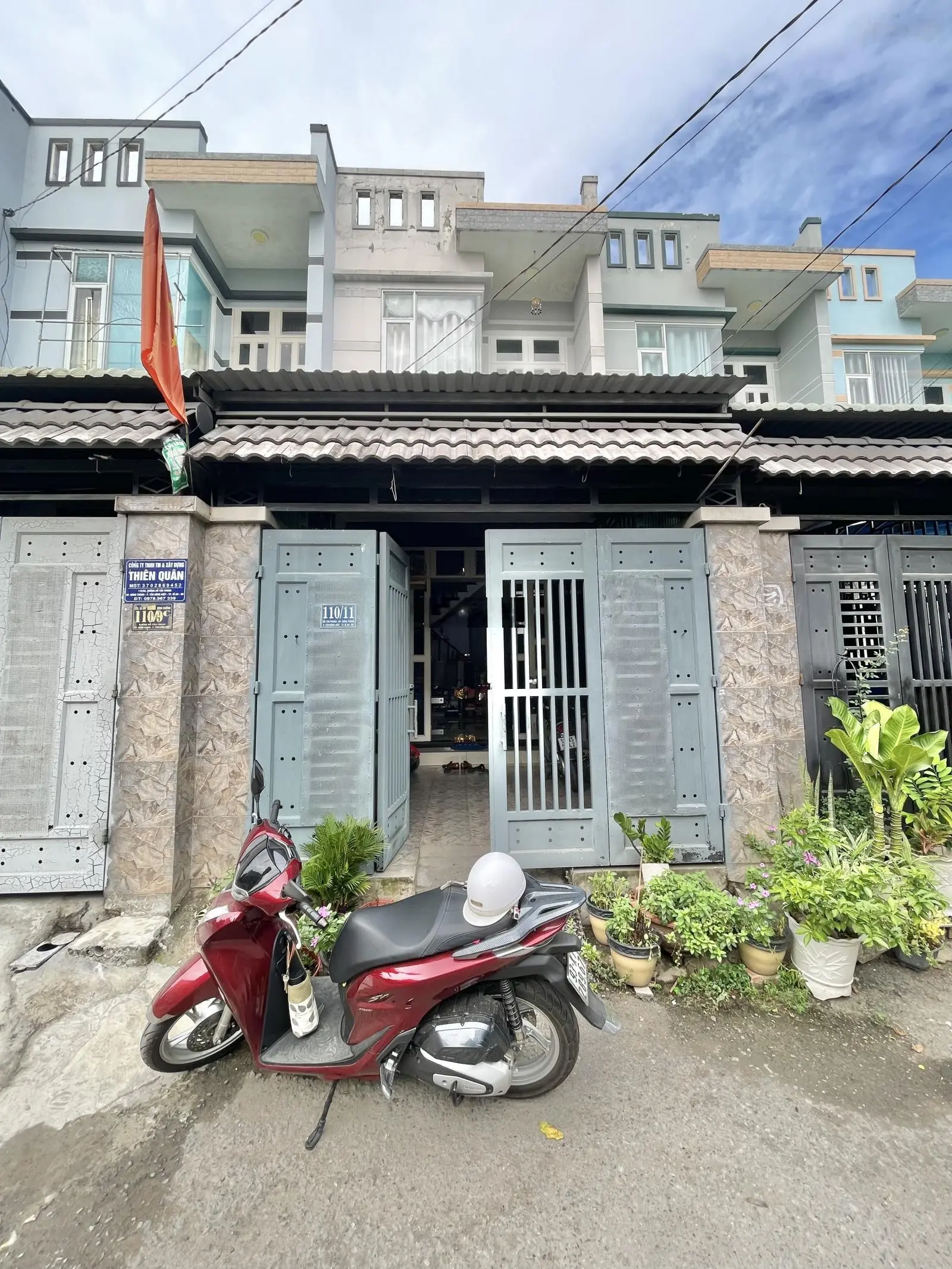 Cần bán nhà lầu trệt ngay ngã 3 cây điệp đường đỗ tấn phong vào 50M phường tân đông hiệp
