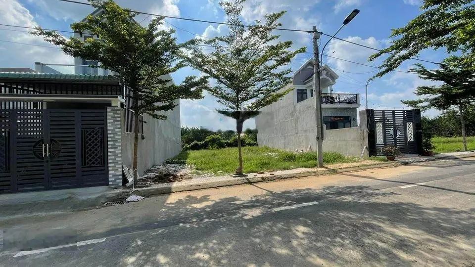 Đất nền nhà phố sang tên công chứng ngay - Gần Trạm Thu Phí Bửu Long