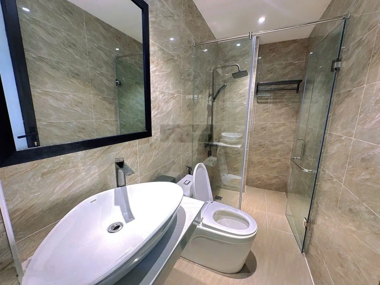 Bán nhà phố Trung Hòa S=39m2 5T - thang máy. Giá nhỉnh 8 tỷ. Nhà mới đẹp long lanh