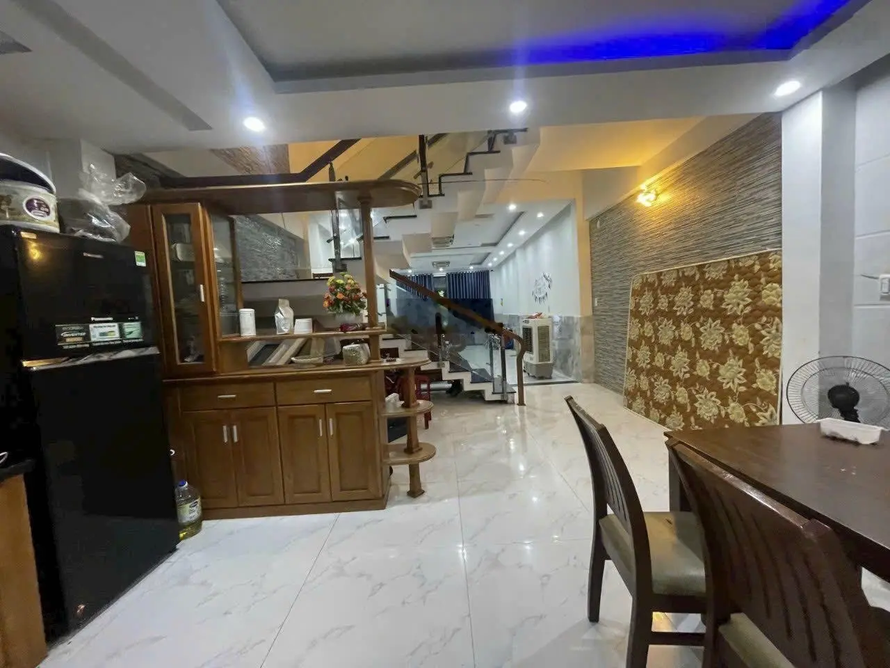 Bán nhà 3 lầu Trần Xuân Soạn, P. Tân Hưng, Quận 7, DT 75m2, sổ sẵn, LH 0896 465 *** gặp Ngọc
