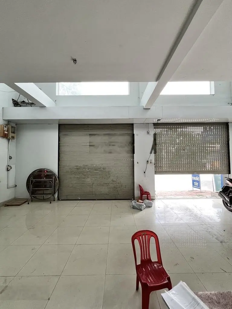 Bán nhà 8 tầng (9 x 16,6) A4 thang máy đường 15m, Phạm Thế Hiển P7 Q8, giá 26 tỷ(TL), pháp lý chuẩn