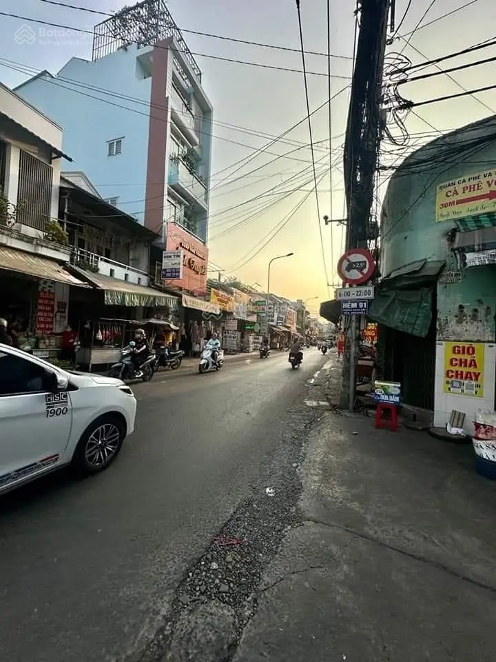 Bán nhà đẹp nguyển thị thập- 75m2- 3 lầu- 4 pn -chỉ 9,2tỷ gần với quận 1.