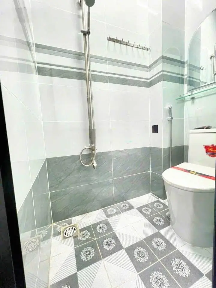 Nhà đẹp giá tốt - DT 30m2 1 lầu 2PN - chính chủ bán nhà mới xây trung tâm Quận 12