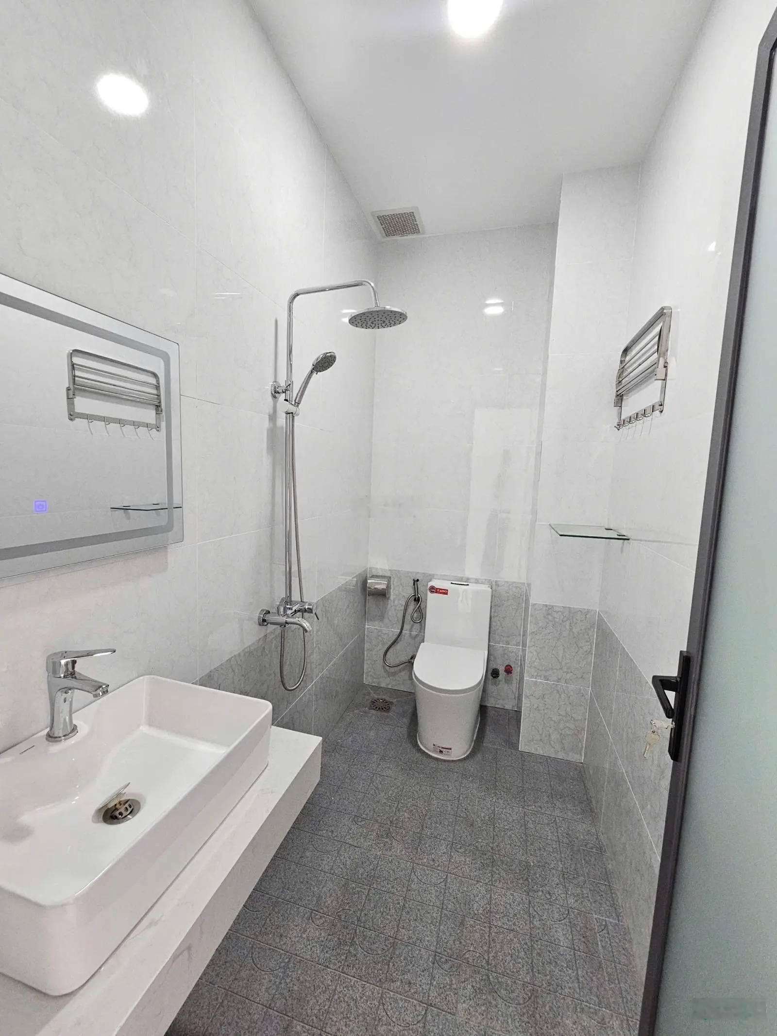 Nhà 60m2 3,95 tỷ TL full nội thất gần ngã tư Miếu Ông Cù 500m, p. Bình Chuẩn, Tp. Thuận An