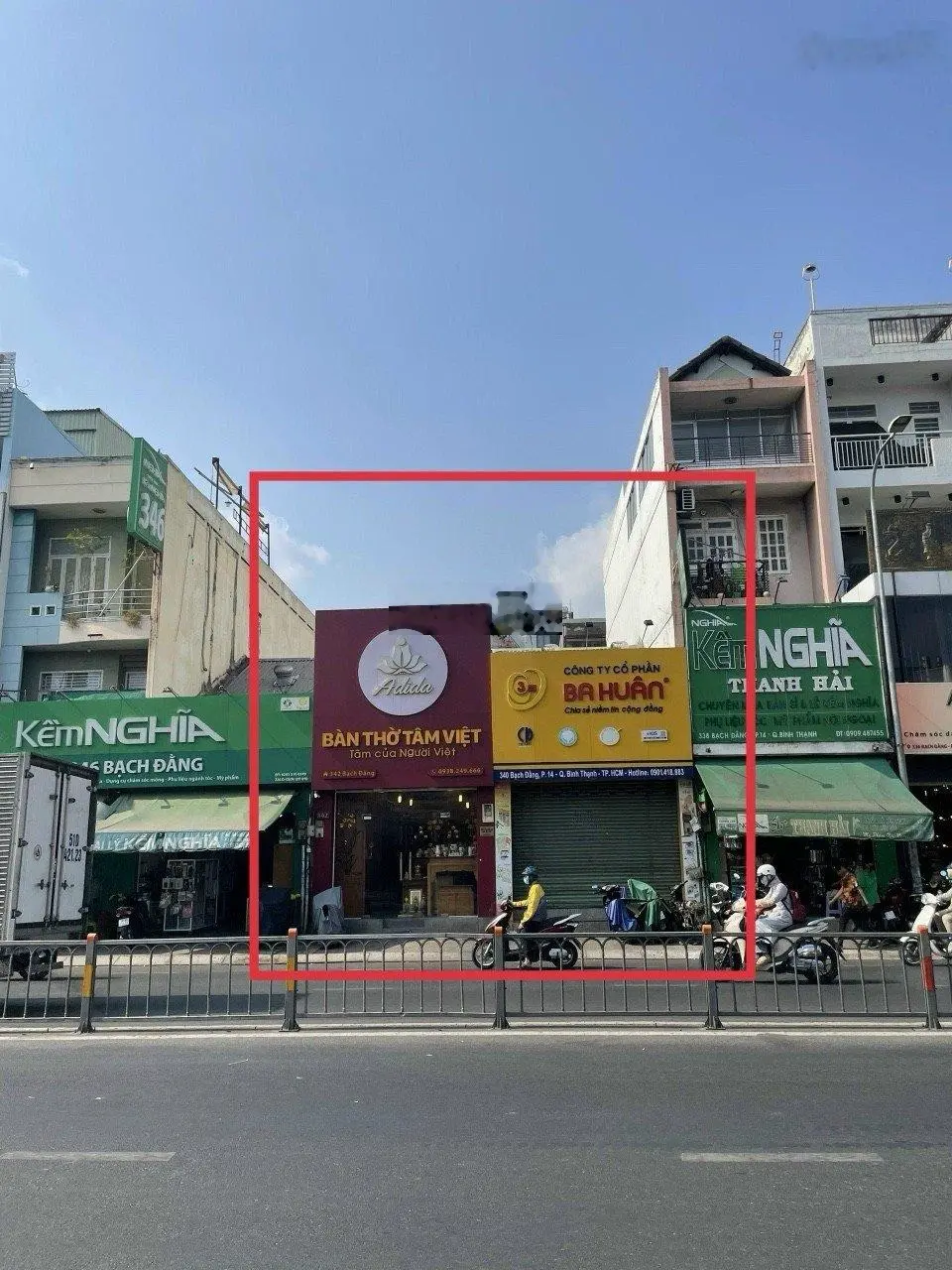 Gấp! Bán nhà mặt tiền Bạch Đằng, phường 14, Q. Bình Thạnh: 190m2 (8,4x23m) cấp 4. CTXD hầm 7 tầng