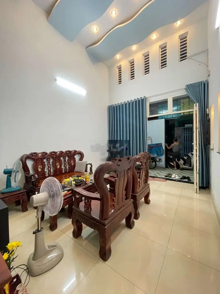 Bán nhà Tân Phú Big C Trường Chinh 60m2 3 tầng 3pn 4.x tỉ