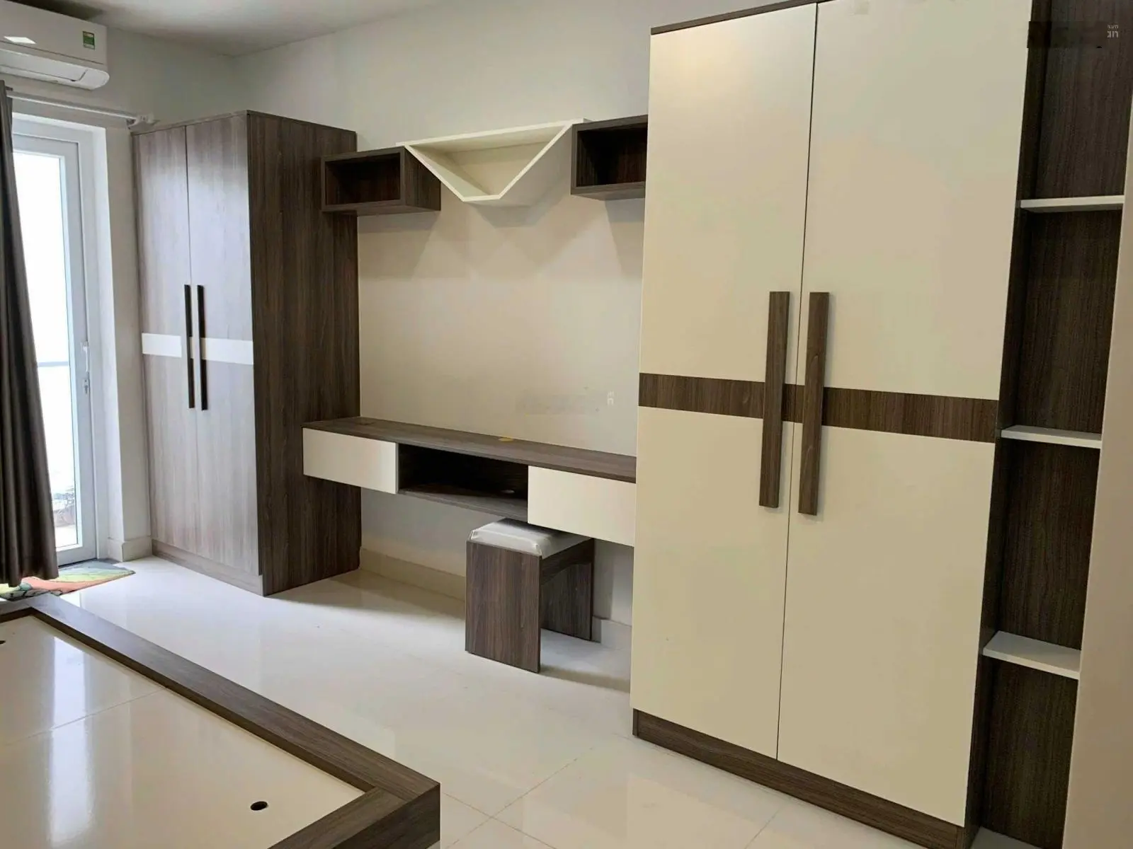 Nhà mặt tiền ngay C18 K300 trệt 2 lầu 7x15m, giá chỉ 21 tỷ