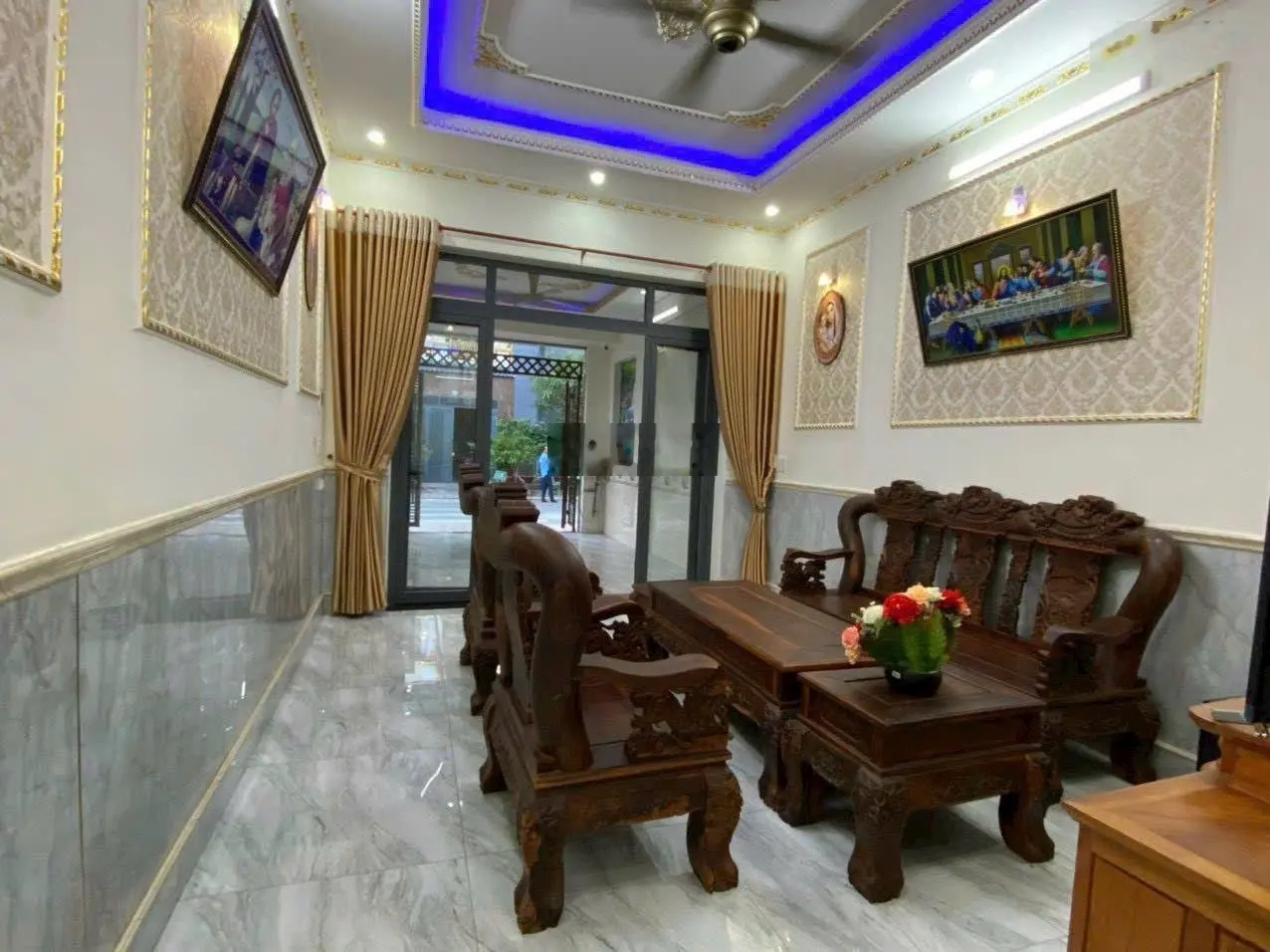Nhà 1 trệt 2 lầu. KDC Lê Phong Tân Bình Dĩ An