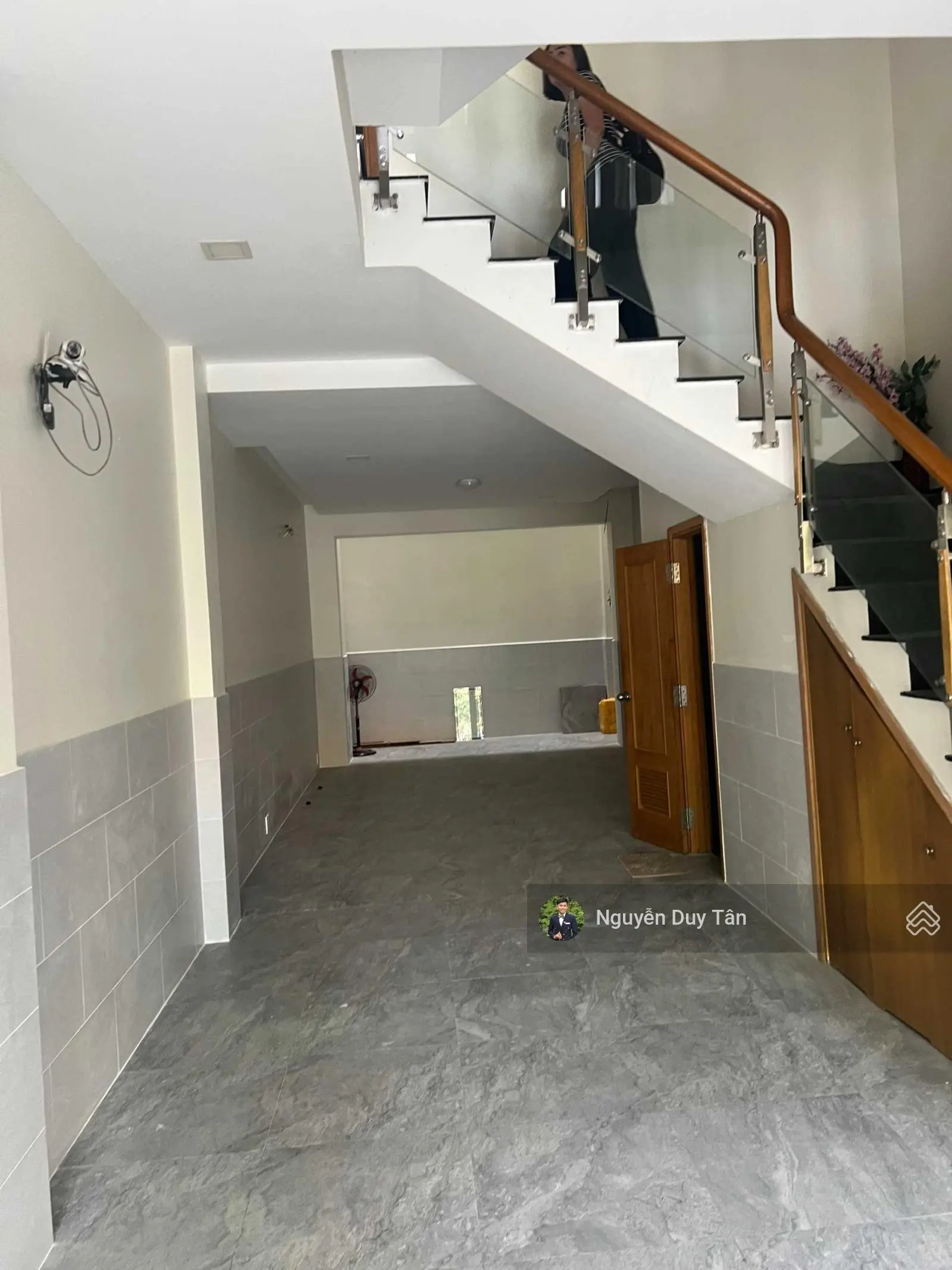 Bán nhà 9,3 tỷ, diện tích 56m2 tại Nguyễn Cửu Đàm, Phường Tân Sơn Nhì, hẻm 10m