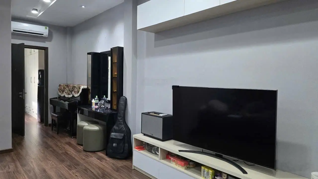 Bán nhà MT đường Số 17B, khu Tên Lửa Aeon Mall ,5 x 20m, 3.5 tấm, giá 15.5 tỷ. nhà siêu đẹp giá tốt