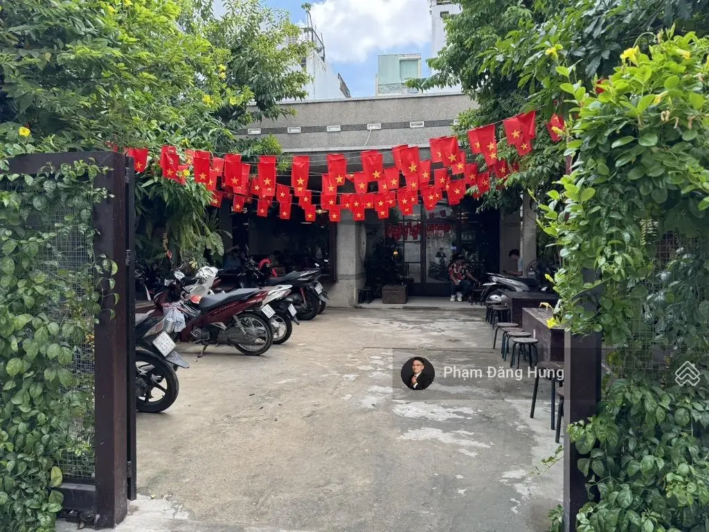 Chỉ 4.99tỷ - Sở hữu ngay nhà sát Phan Xích Long, hẻm 4m, Bình Thạnh, ngang 4.2m nở hậu 5.8m, 3 tầng