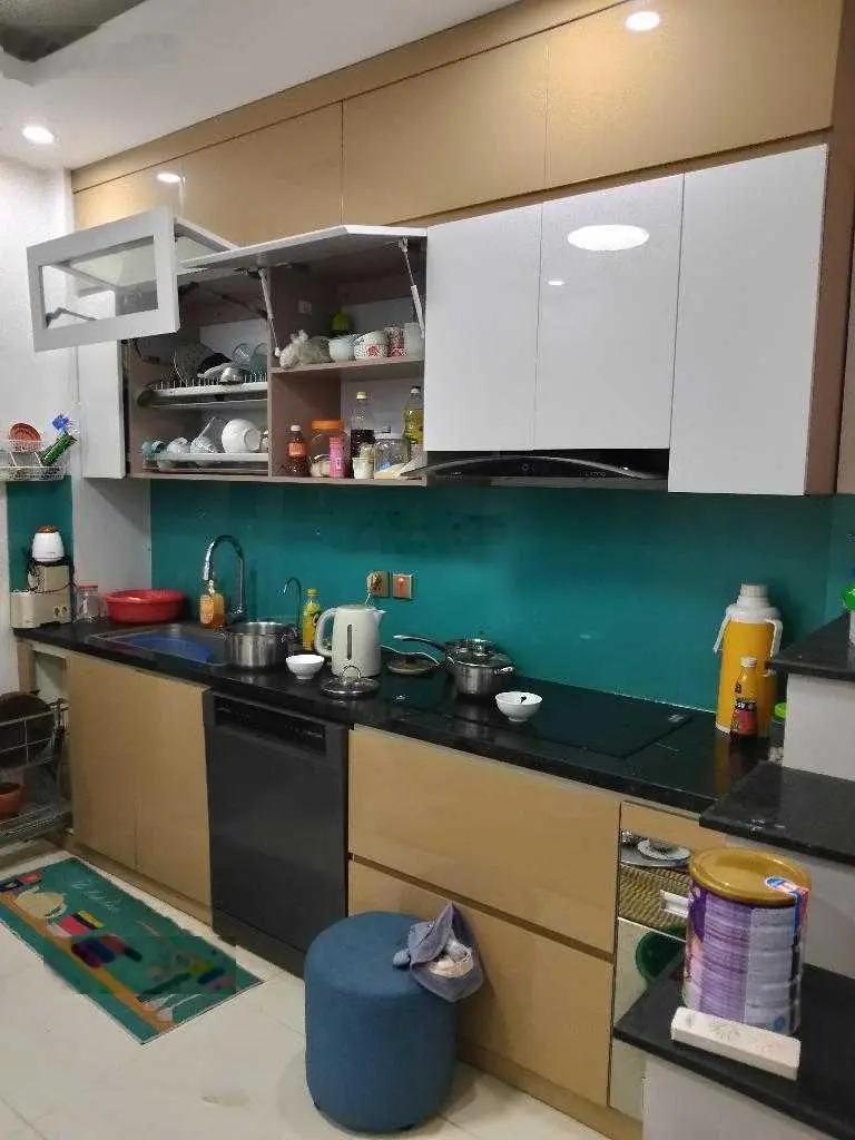 Nhà ô tô 7 chỗ qua, ngõ thông ô tô 5 chỗ đỗ trong nhà, 4 tầng tại Di Trạch hàng siêu hiếm