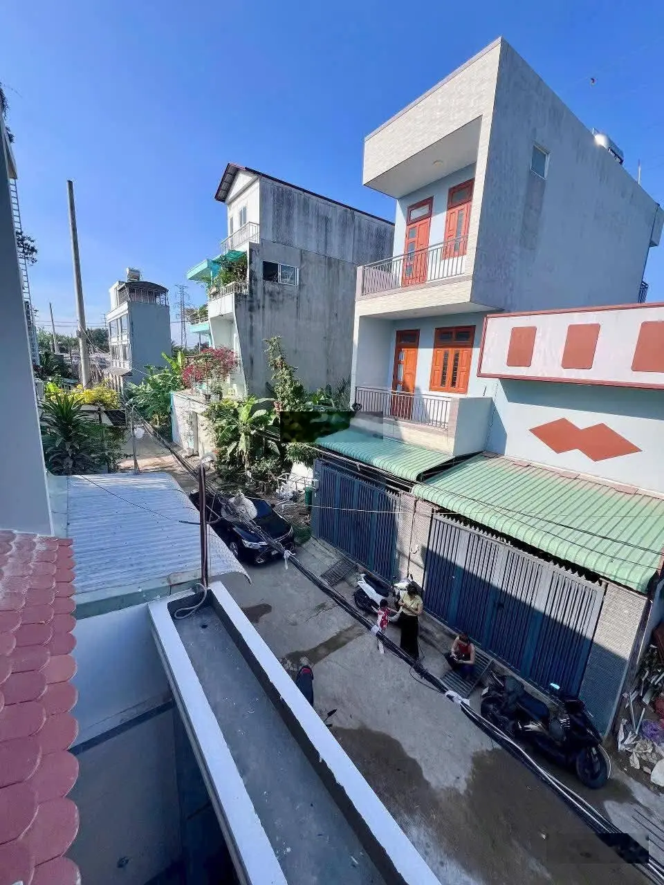 Siêu phẩm NHÀ 3 LẦU Sang - Xịn - Mịn thiết kế hiện đại, cách đường Lò Lu chỉ 50m.