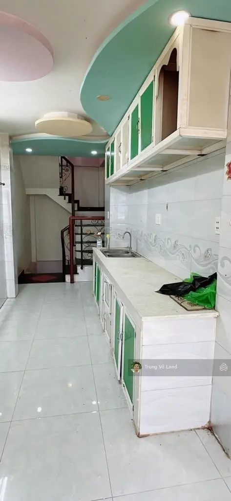 Bán nhà đường 42, Q4, 30m2, giá chỉ 4.65 tỷ, 5 tầng mới đẹp, dòng tiền 15tr/tháng