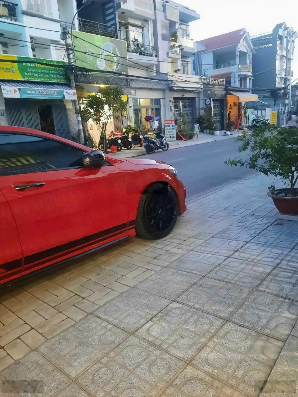 Kẹt tiền bán gấp nhà mặt tiền đường Dương Cát Lợi, Thị Trấn Nhà Bè. Dt 5x25m. trệt lầu. giá 8.5 tỷ