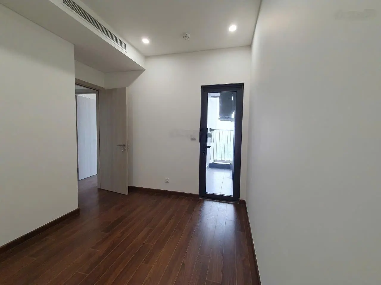 Sos cắt lỗ căn 2PN tòa C Masteri giá 3,6 tỷ