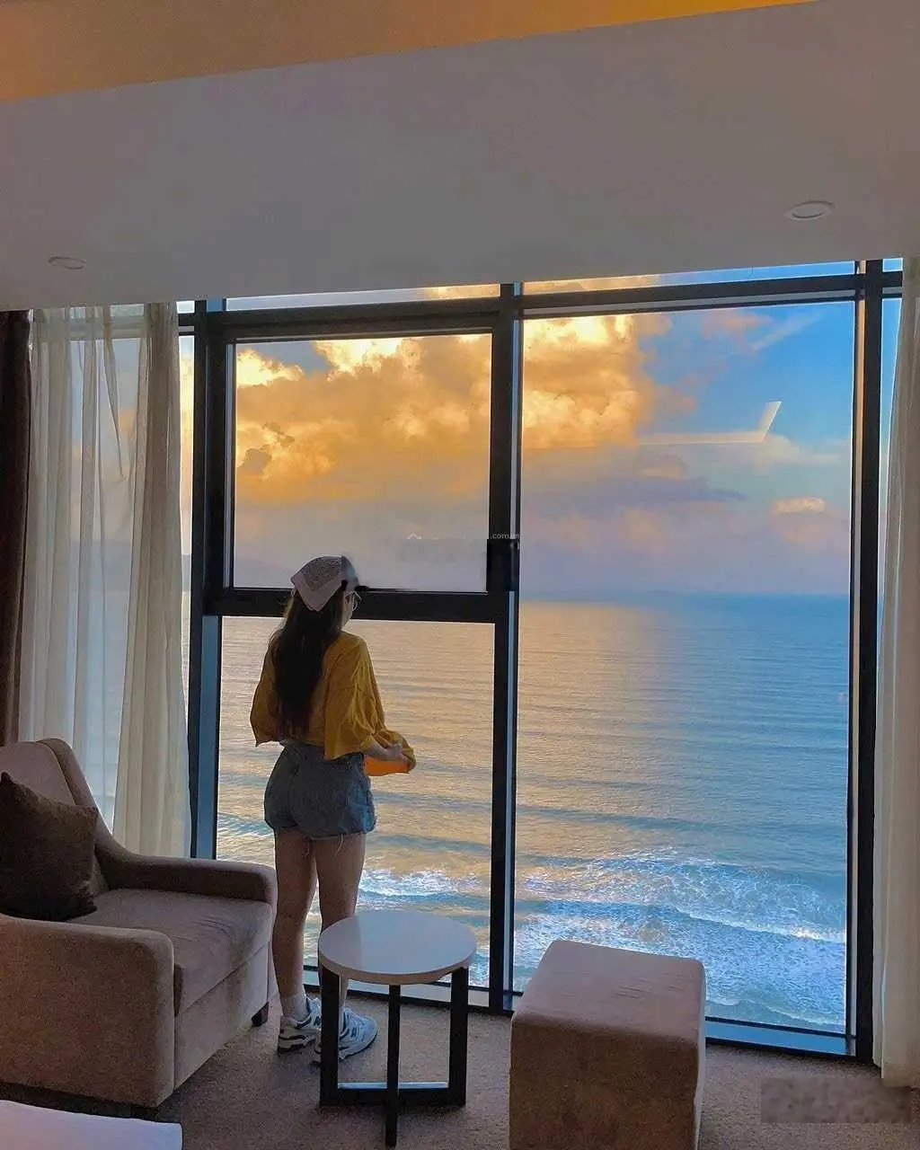 Hàng hiếm! 1 căn Fusion Suites 1PN duy nhất view biển Mỹ Khê full nội thất, sẵn sổ hồng lâu dài