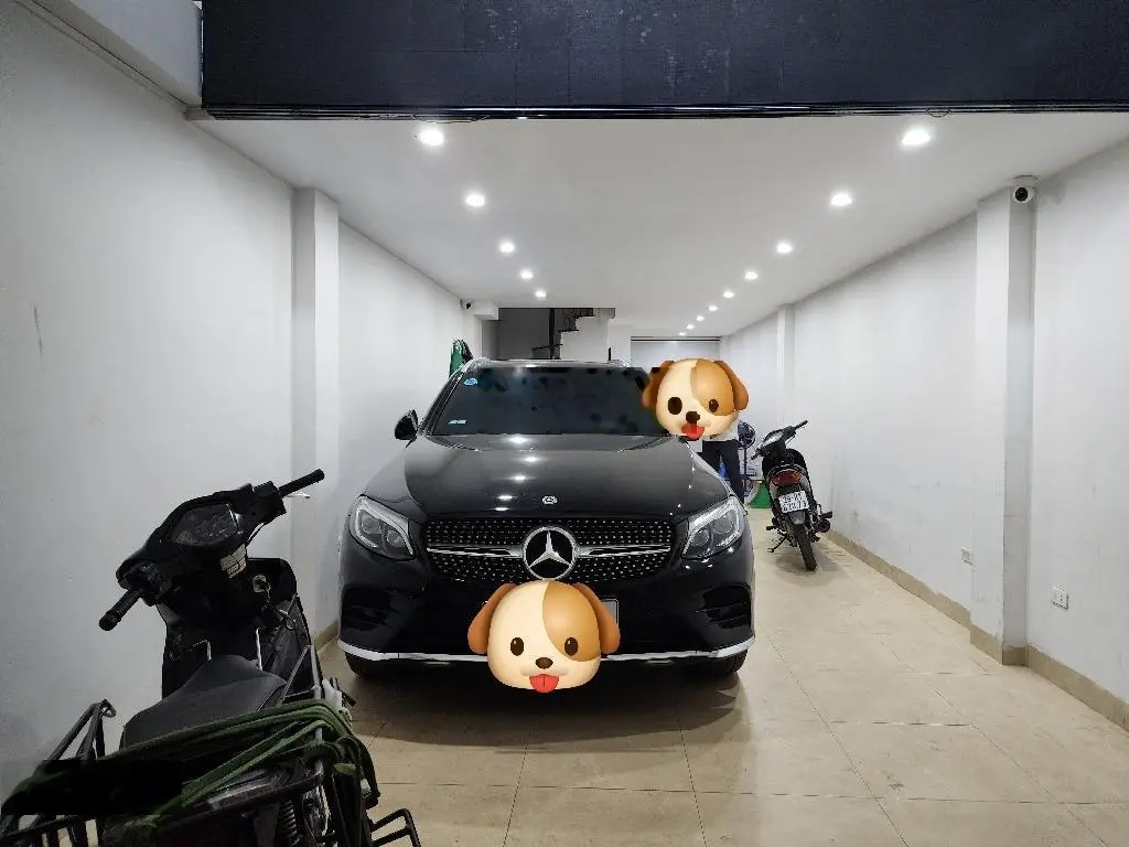 Cực hiếm, bán nhà Nguyễn Chánh, ô tô vào nhà thang máy KD văn phòng, 60,3m2, giá 17,3 tỷ