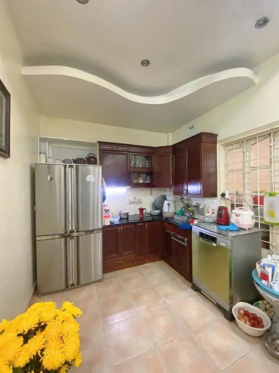 Nhà phố Phan Đình Giót - 68m2 - ô tô đỗ - lô góc 3 thoáng - mặt tiền bề thế - kinh doanh - 280tr/m2