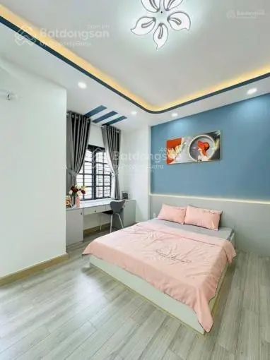 Ngộp! Giảm 250tr căn nhà Nguyễn Thiện Thuật,F3, Quận 3 giá chỉ 4tỷ960/56,7m2. Ngang 4,2m. Sổ đủ