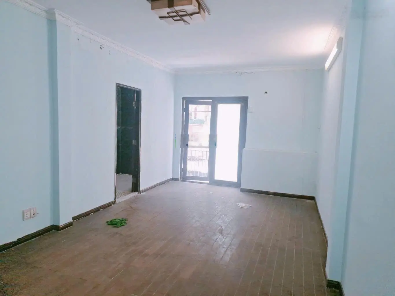 Nhà hẻm chợ Tân Quy ngang 11m, cách mặt tiền đường 10m, khu vực kinh doanh buôn bán