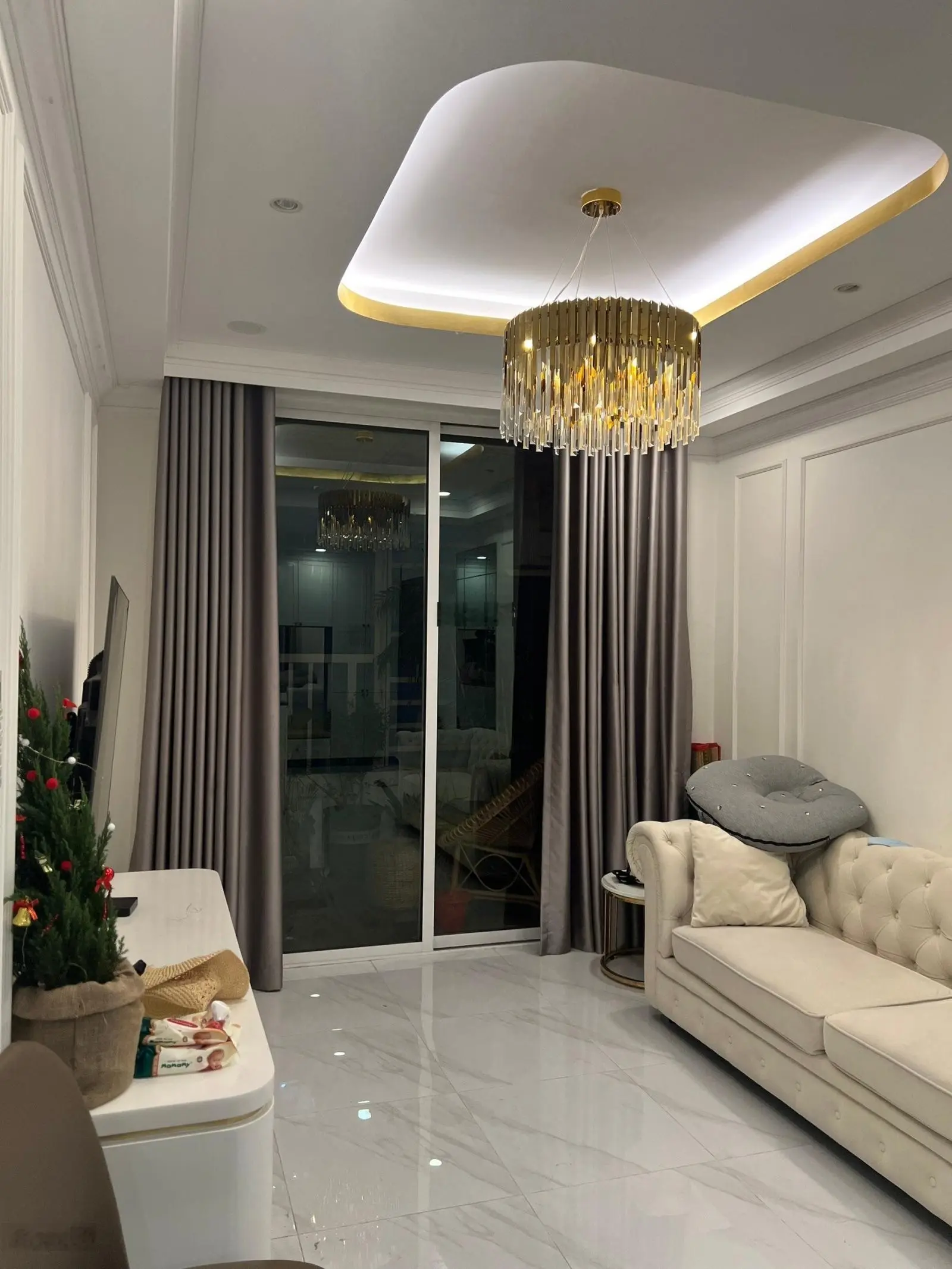 Bán căn Hộ Orchard Garden, 3PN, 100m2, căn góc, full nội thất, sổ hồng riêng, giá 7 tỷ 8
