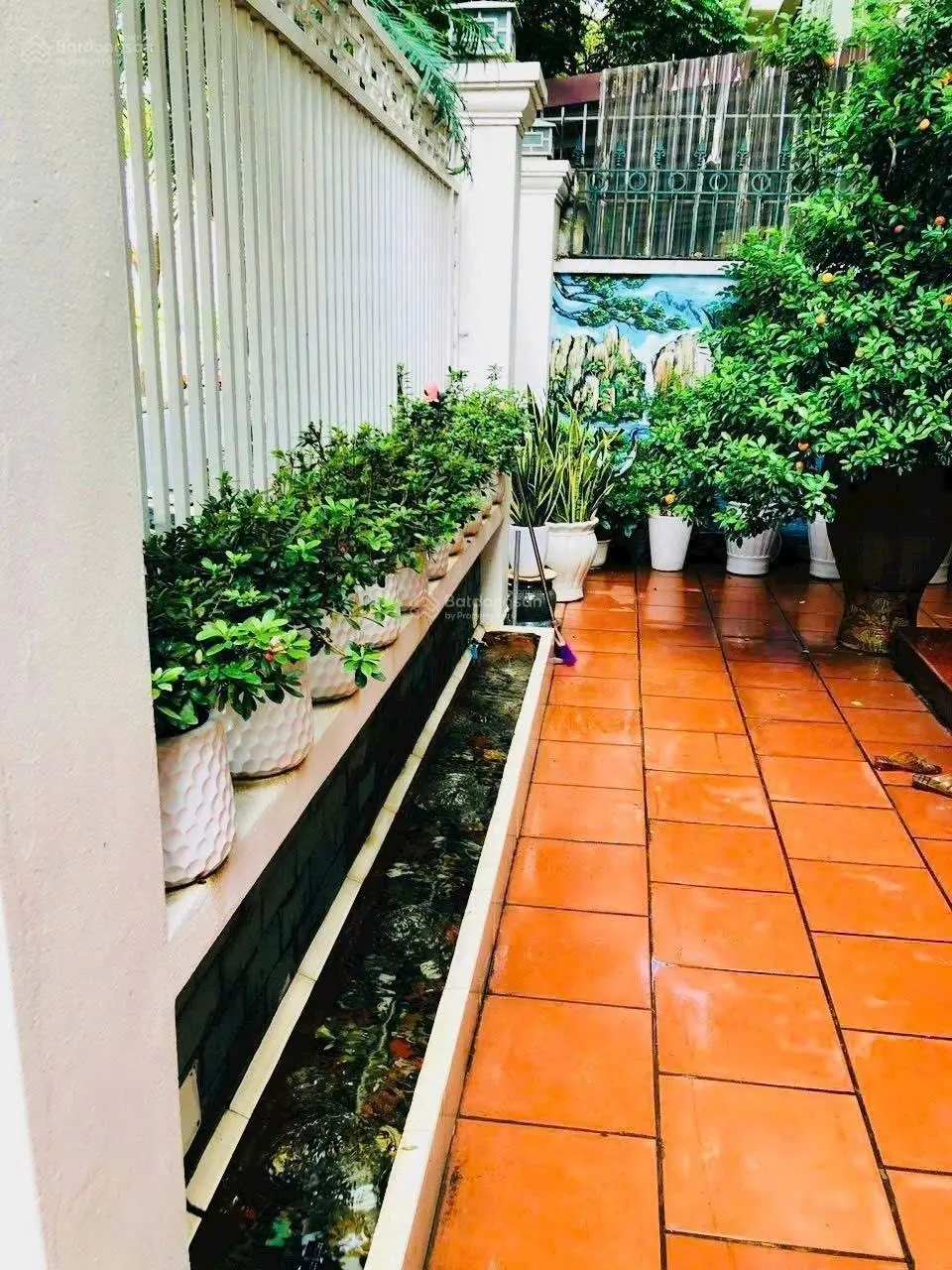 Biệt thự mặt phố 168m nhìn dải cây xanh. Khu BT8 hoàn thiện rất đẹp, cần bán nhanh