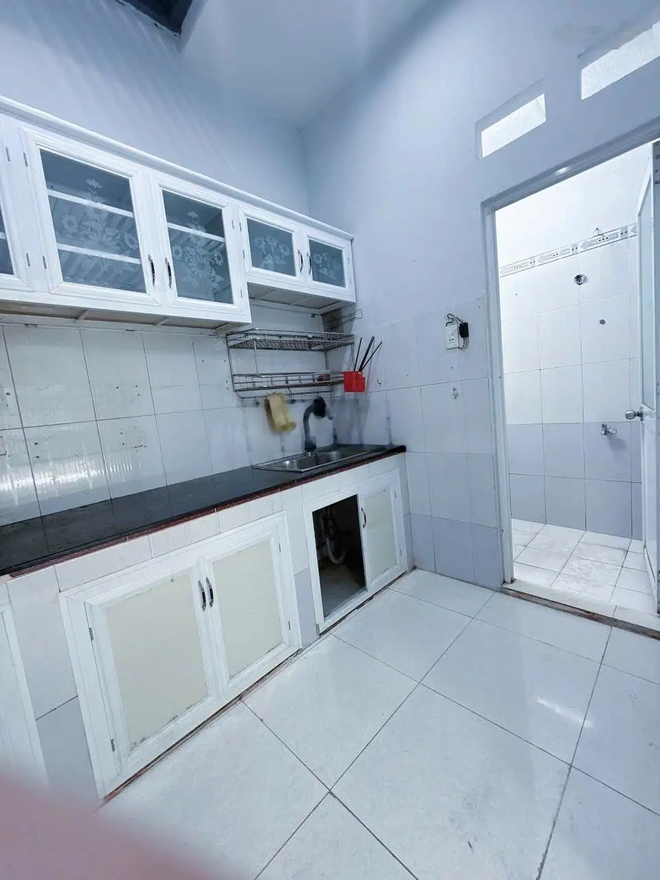 Hẻm 11 Đỗ Thừa Luông, phường Tân Quý, Tân Phú, 1 lầu đúc 4x8m, giá 3.75 tỷ TL
