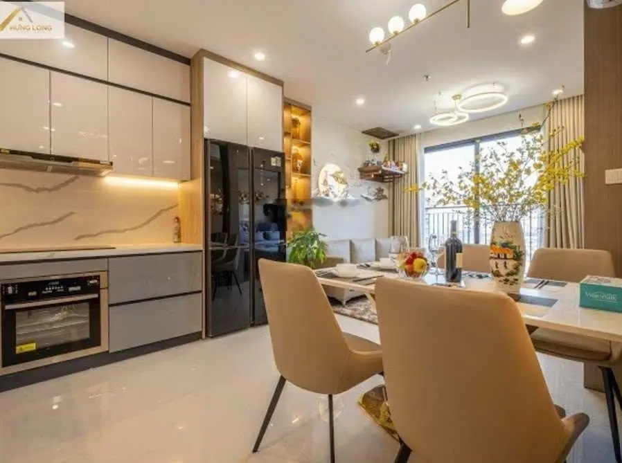 Bán gấp căn 2N Đông Nam view Vinuni, tòa S - Vista nhận nhà cho thuê luôn, tập gym free, có lễ tân