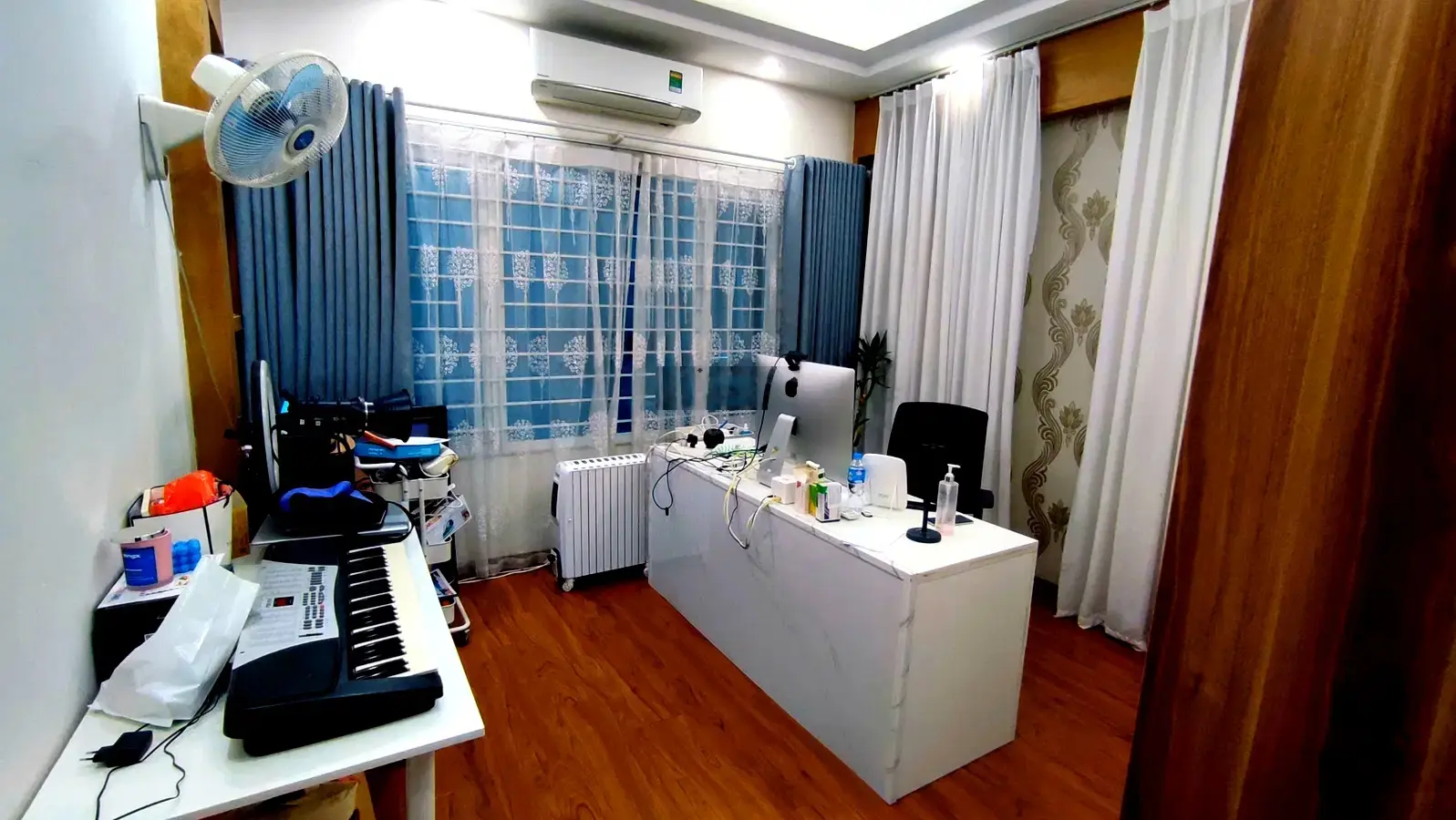 Siêu phẩm chùa láng-dt50m-5tầng-mt4m-10tỷ.