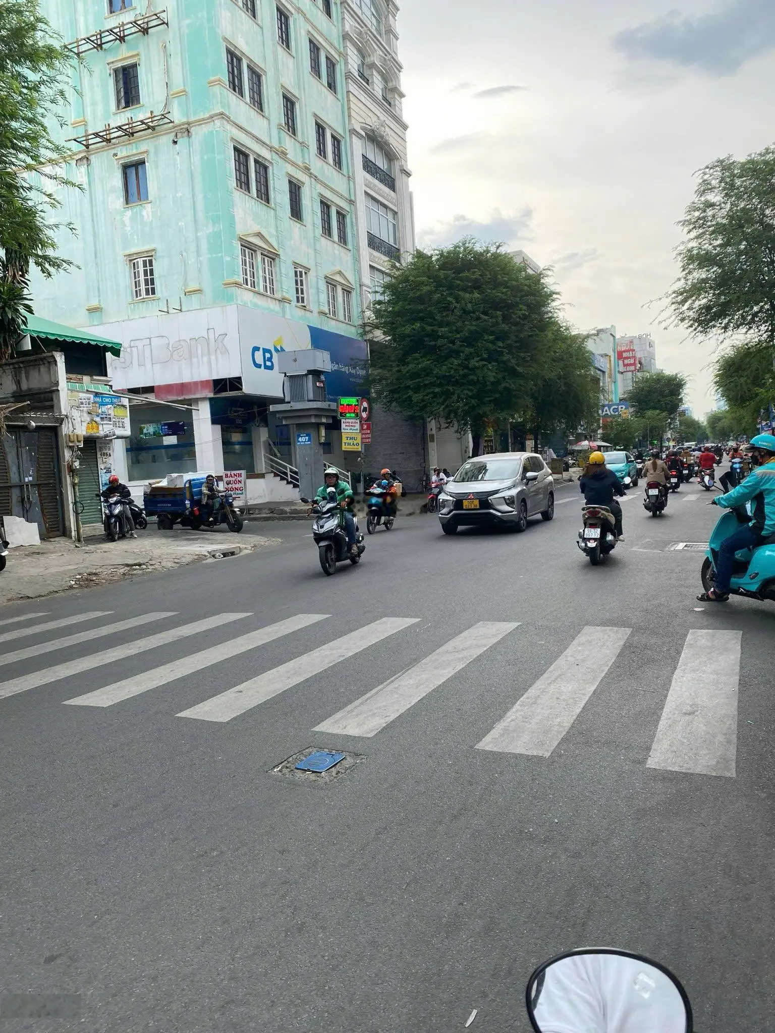 Bán đất (C4) Phạm Ngũ Lão Ngay Phố đi bộ Bùi Viện 9.5 x 21m CN: 201m2 giá 65 tỷ CTXD: Hầm 10 Tầng