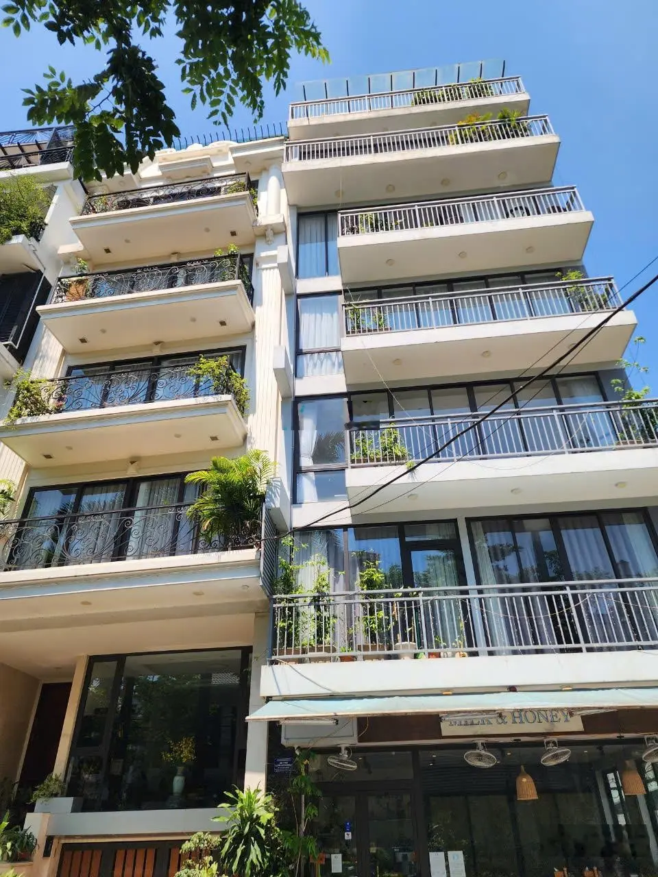 BÁN NHÀ MẶT PHỐ TỪ HOA, THỦ PHỦ CỦA GIỚI SIÊU GIÀU - KINH DOANH SẦM UẤT, 220M2, GIÁ 170 TỶ