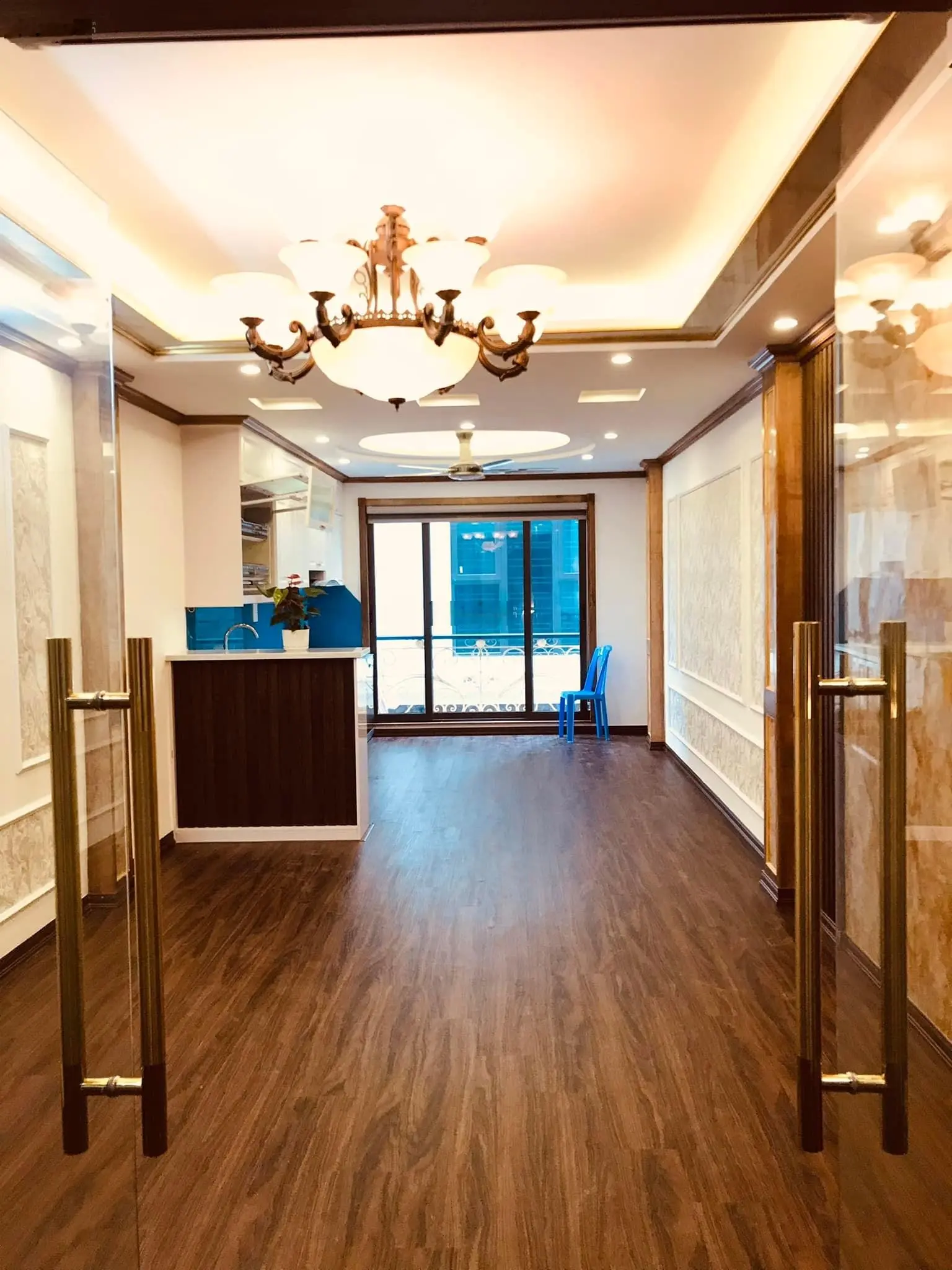 Bán nhà phân lô Kim Đồng ô to vào nhà ngõ 19 Kim Đồng vị trí ngõ thông ô bàn cờ. DT 65m2 cao 5 tầng