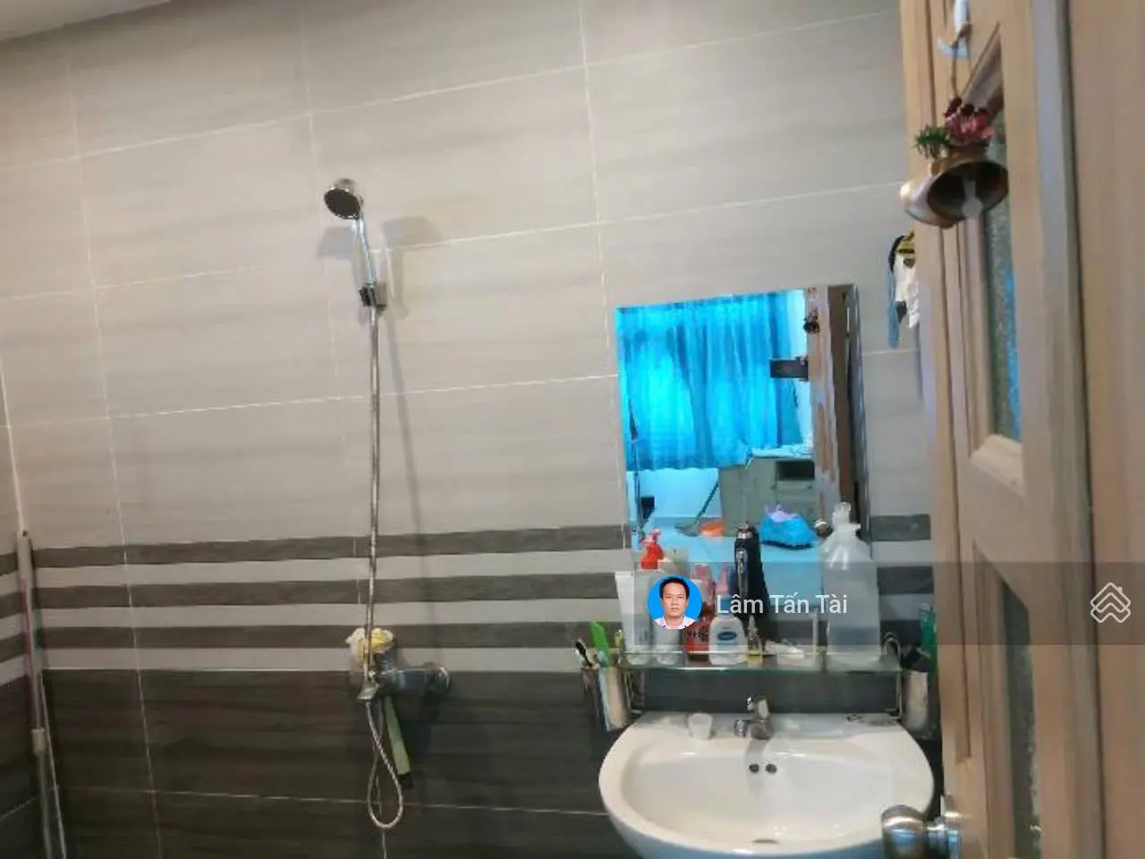 Nhà Đẹp Lê Trọng Tấn, 62m2, Sân để xe hơi, Nở hậu, Nhỉnh 6 tỷ, MS 13924LTT6.9