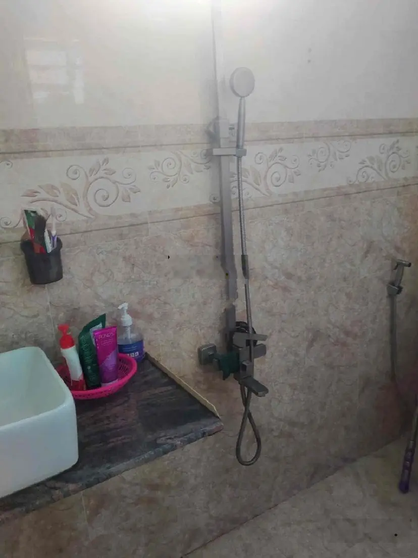 Bán nhà Hiệp An TDM 1/ DX 95 đường 4m lầu trệt sân thượng 3pn,3wc 3 PN Nhà ngõ, hẻm 2,3 tỷ