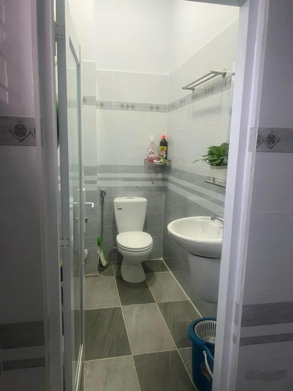 Bán nhà mặt tiền 4,8x15,7m khu nội bộ kinh doanh quận 11
