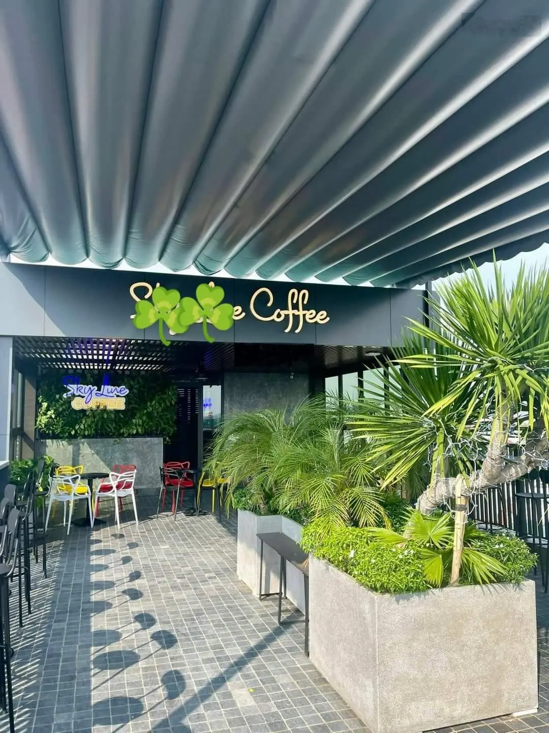 Nhà mặt phố Đào Tấn Ba Đình, 105m2, mặt tiền 6,1m, phố lớn vỉa hè rộng, cạnh Liễu Giai, Văn Cao.