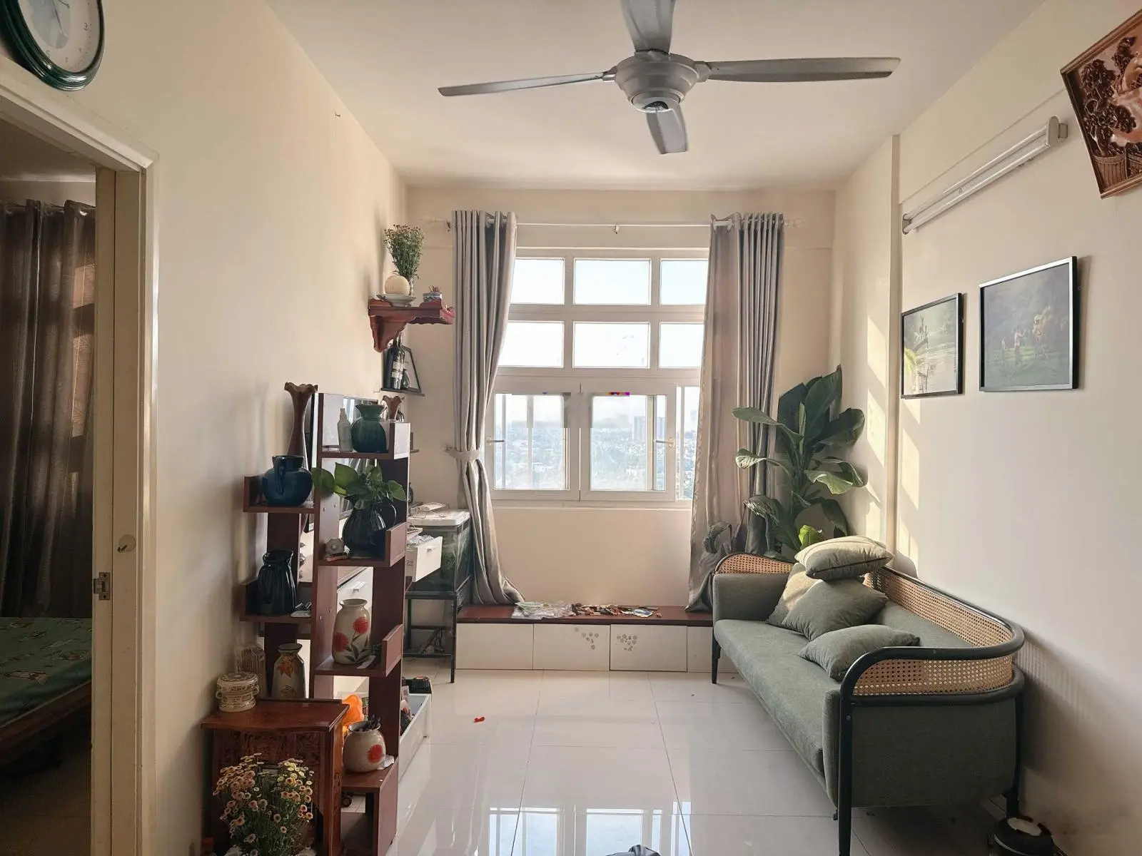 Cần bán căn hộ Sunview Town 2PN2WC 59m2 nội thất full đẹp ĐÃ CÓ SỔ ở Thủ Đức giá chỉ 1tỷ820