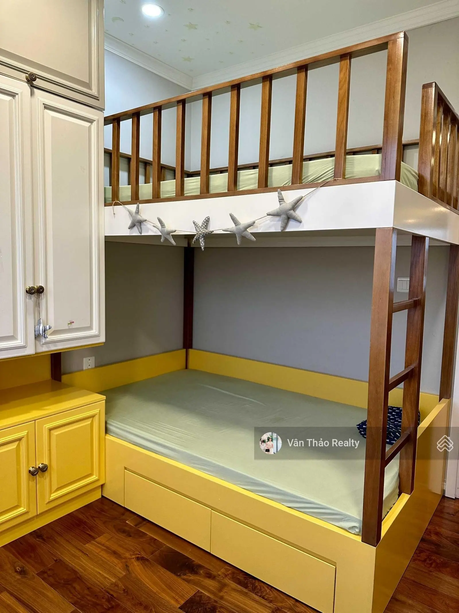 (Chuyên siêu phẩm) chỉ 9,5 tỷ - bán căn hộ 3PN View sông - Full nội thất đẹp - Đảo Kim Cương Quận 2