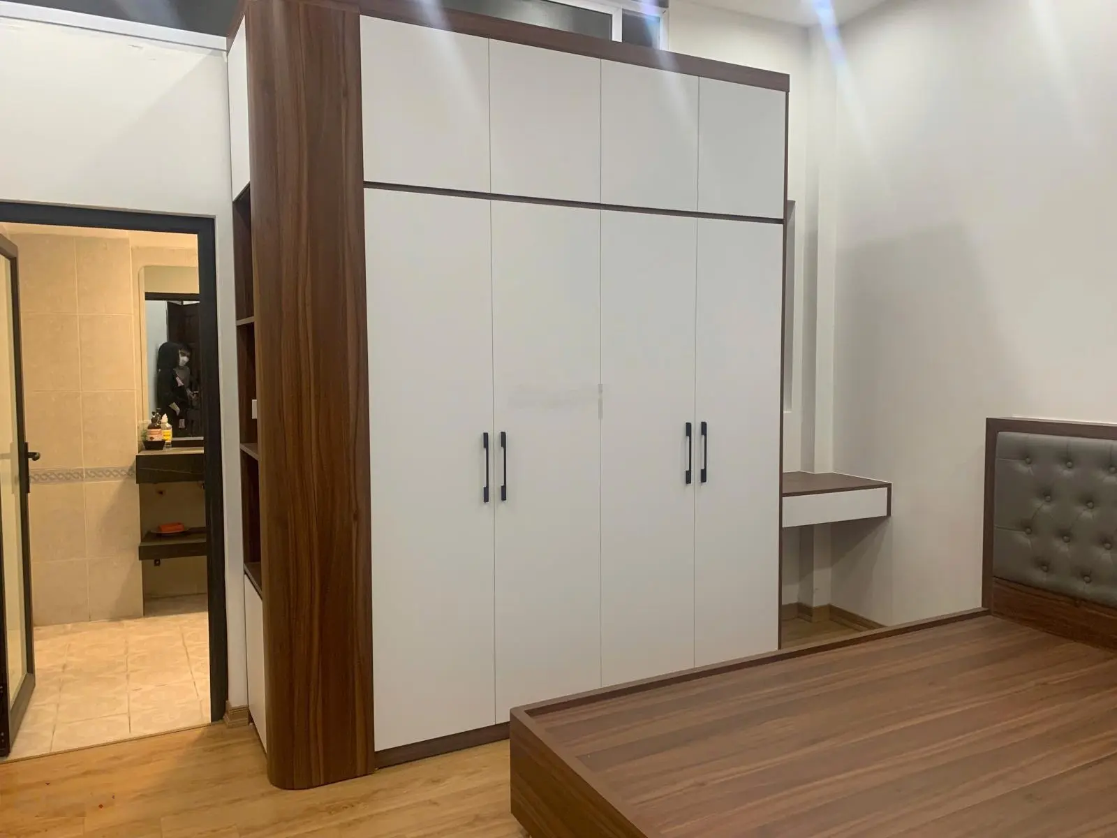 Bán nhà ngõ 61 Giang Văn Minh, thông Đội Cấn 36m2x5T, MT4.5m, nhà mới full NT, gần phố, bãi ôtô
