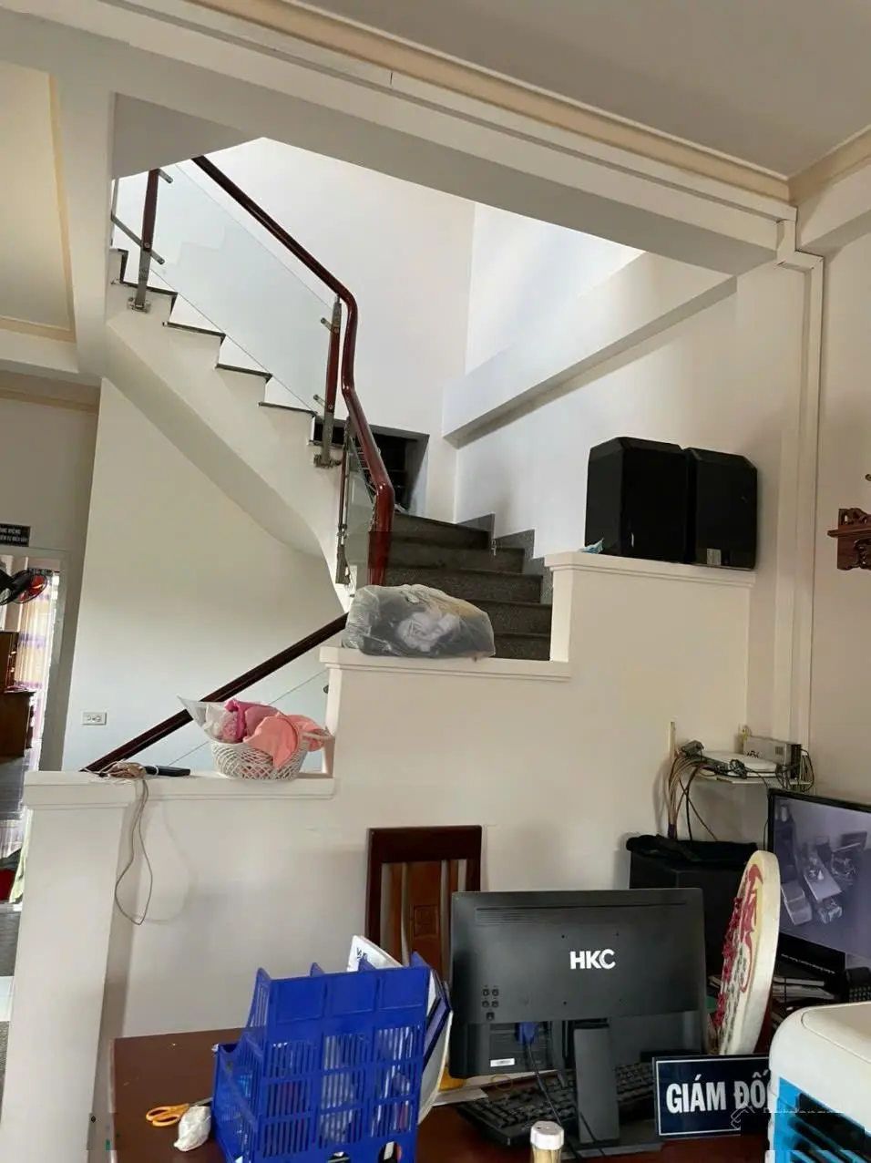 Bán nhà mặt tiền Lê Thị Hà, DT 156m2 thổ cư, 4 tầng, giá 10.45 tỷ