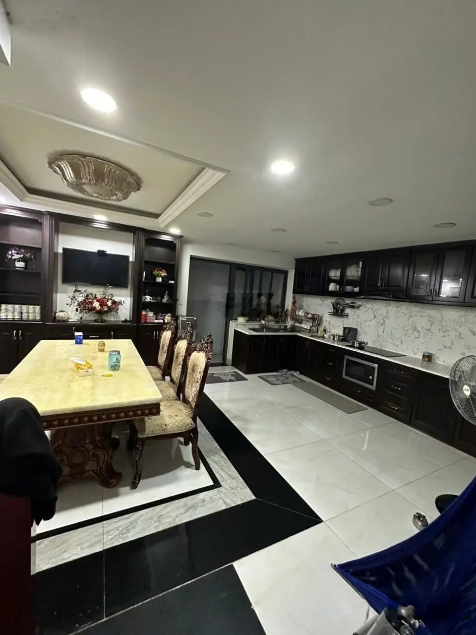 Bán nhà hẻm xe hơi Nguyễn Trãi vuông vức trệt lửng 3 lầu sân thượng nhà mới 13,9 tỷ TL