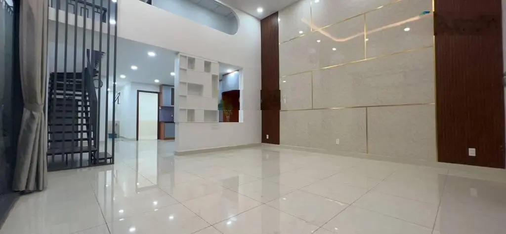 Bán nhà 135m2 ngang 7m HXH trục đường Quang Trung - Hiệp Phú, TP. Thủ Đức - chỉ nhỉnh 6 tỷ
