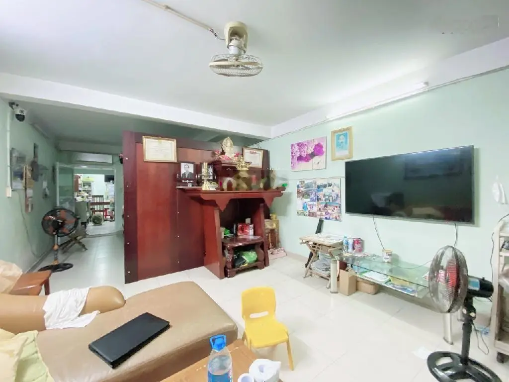 Nguyễn Trọng Tuyển, giáp Phú Nhuận, gần sân bay, khu vip, hẻm xe hơi, 2 tầng, 70m2, giá 8,89 tỷ
