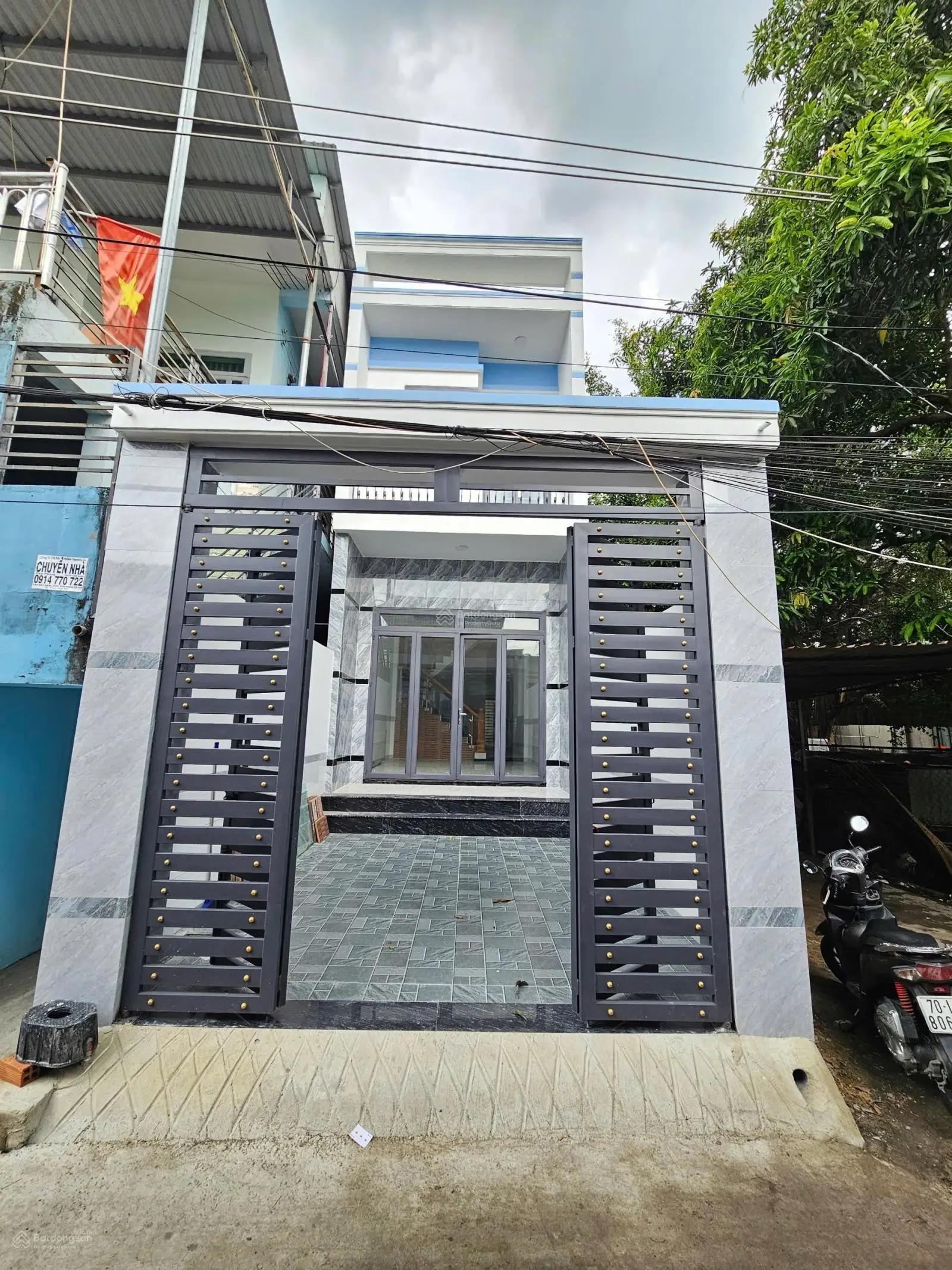 Nhà Có Phòng Ngủ Dưới: 2Tỷ950_92m2 Đường Ô Tô Nhà 1 Trệt 1 Lầu gần Ngã Tư Miếu Ông Cù, TP.Thuận An